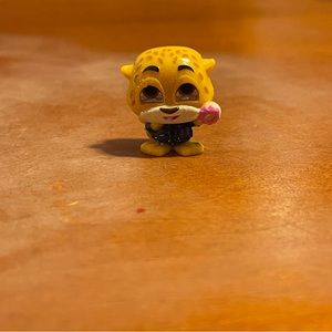 Doorables series 2 zootopia clawhauser